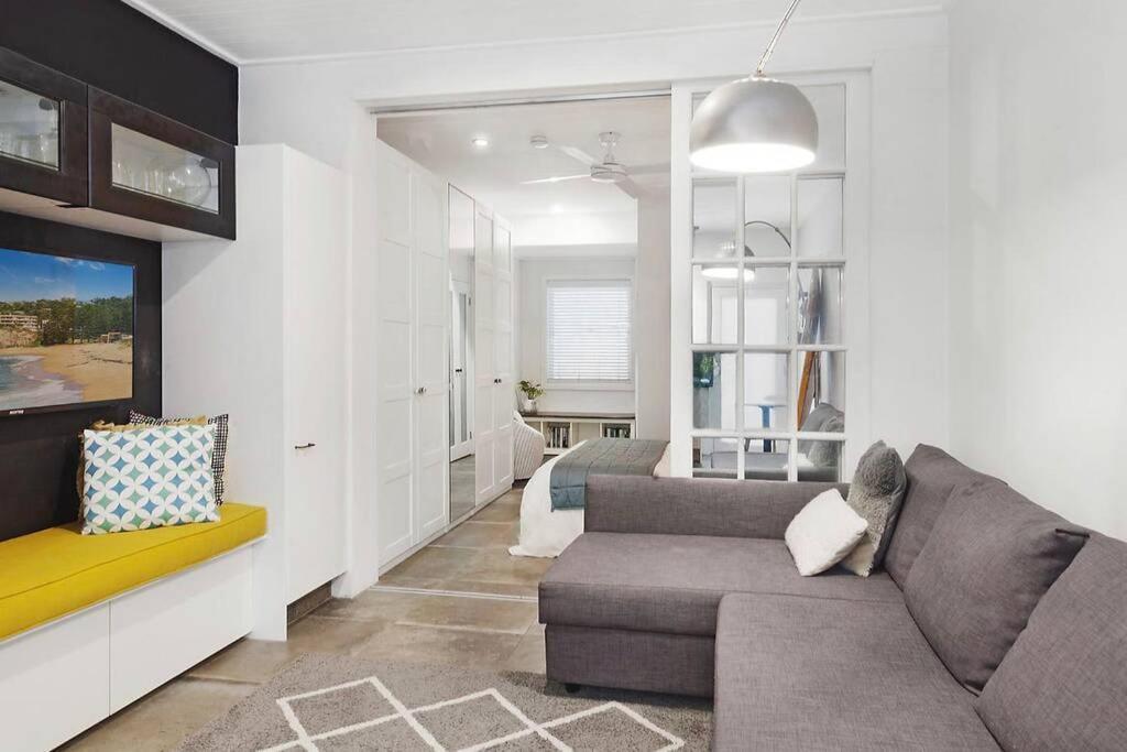 Absolute Beachfront Surf Unit In Terrigal/Wambi 瓦布利尔 外观 照片