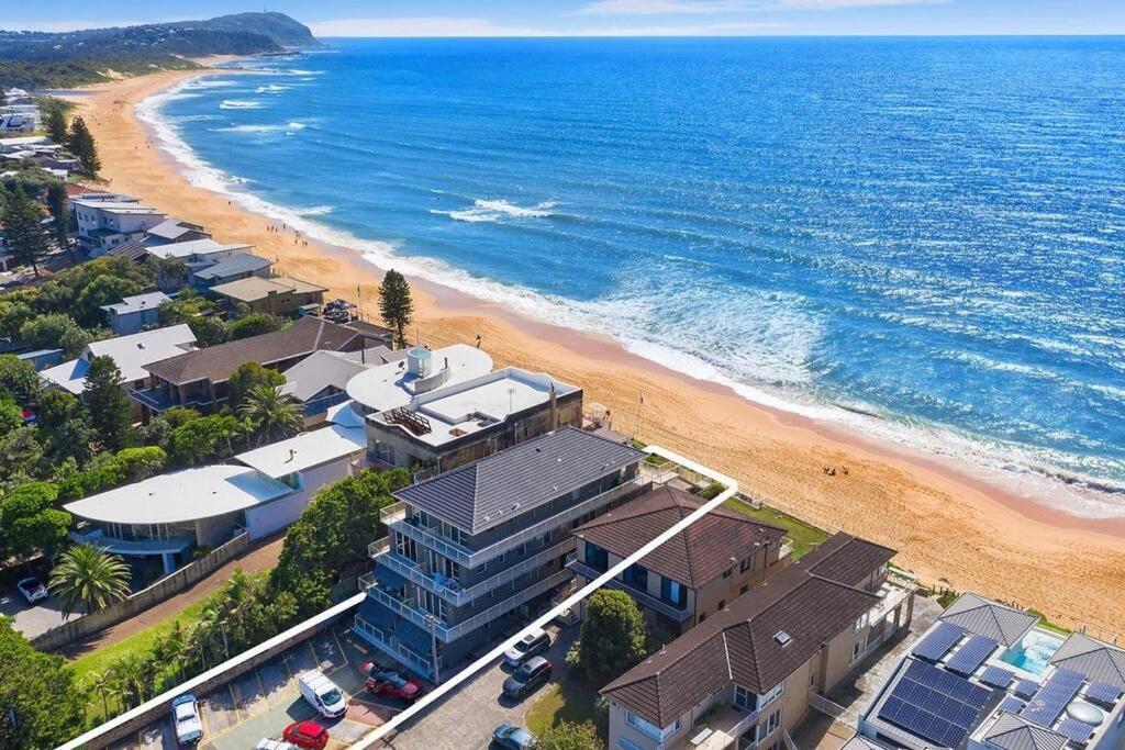 Absolute Beachfront Surf Unit In Terrigal/Wambi 瓦布利尔 外观 照片